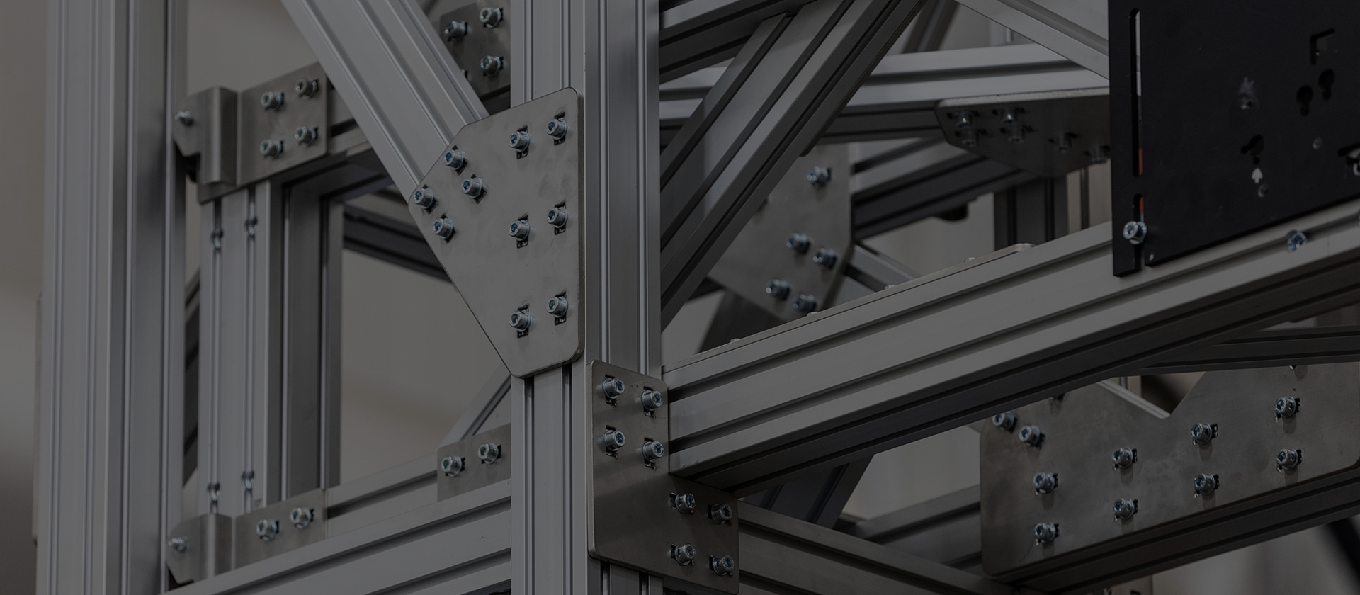 Custom Conveyor Engineered Solutions | AMC