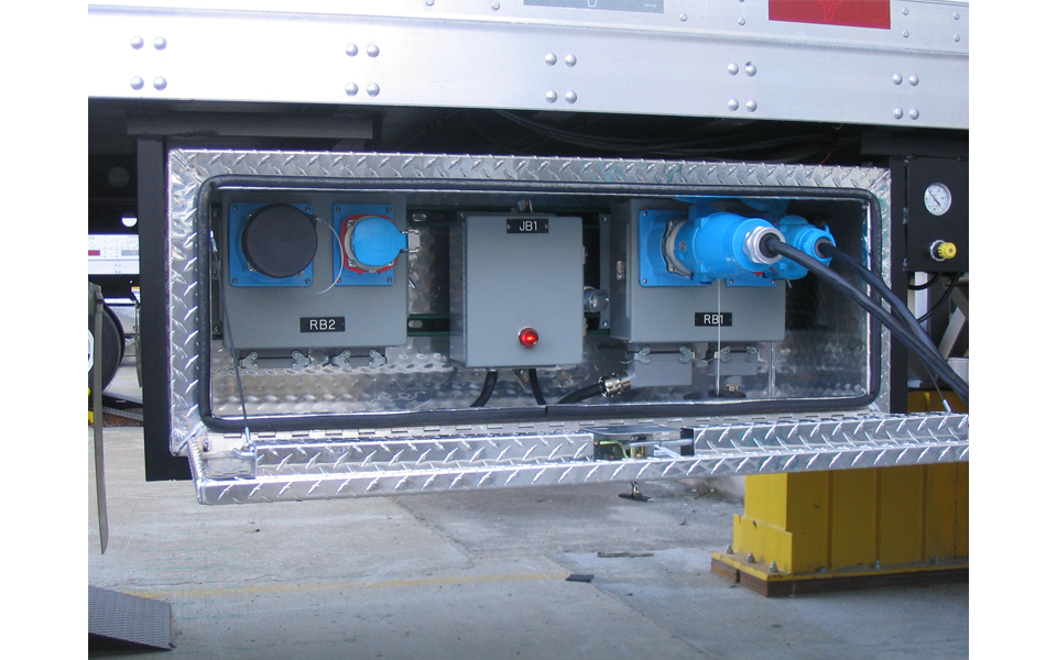 AMC’s JIT Trailers engineered to deliver large components: seats, instrument panels, fascia